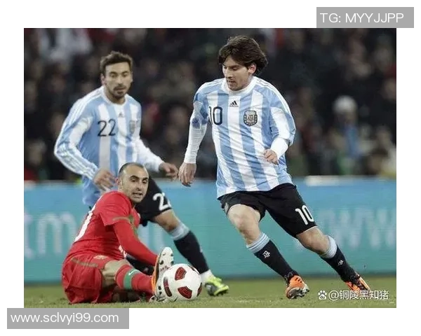 九月十八日出生的足球巨星:传奇人物与成长故事揭秘 九月十八日出生的足球巨星:传奇人物与成长故事揭秘